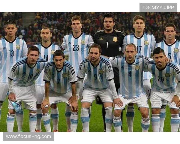 梅西回归国家队亮相阿根廷大名单 足球界热议新一轮世界杯预选赛对阵