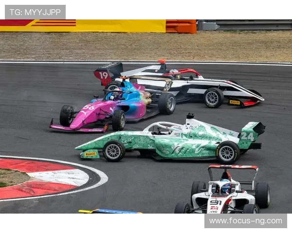 F1赛季最新动态:车队策略调整与车手表现全面解析 F1赛季最新动态:车队策略调整与车手表现全面解析