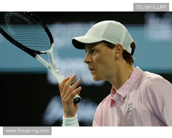 网球大师赛精彩回顾：顶尖选手激战四月，冠军争夺战火热进行